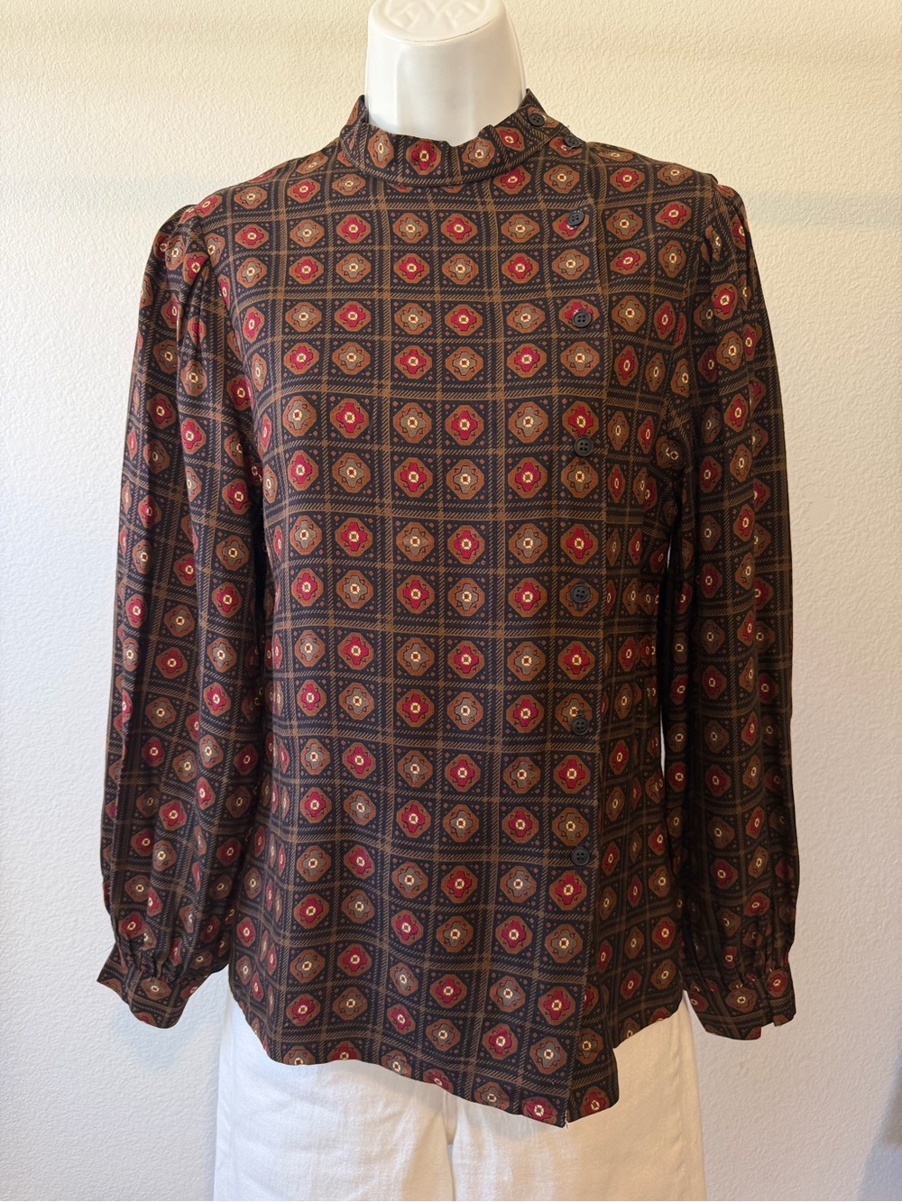 Jones New York Vintage Geometric Print Blouse